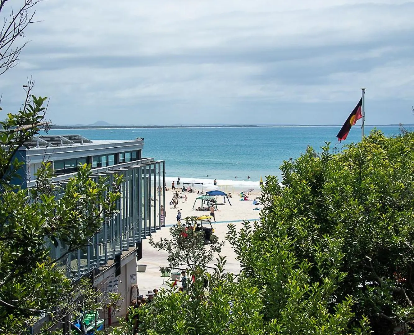 Netanya Noosa Beachfront Resort